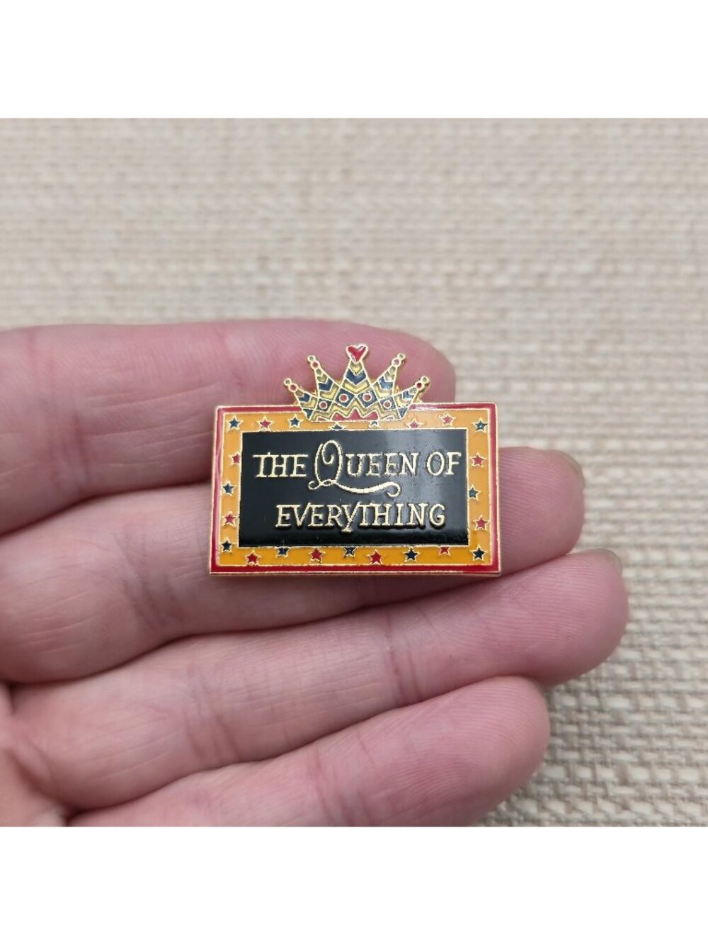 The Queen of Everything Enamel Lapel Pin Vintage Novelty Crown Star Brooch A9170